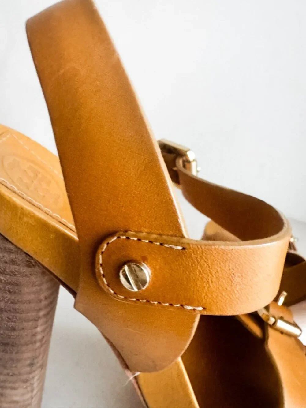 Tory Burch Brown Leather Stacked Heel Sandals 8.5